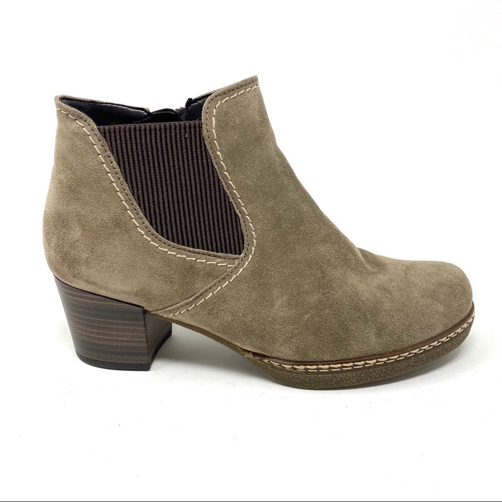 Gabor Lilia Chelsea suede beige block heeled ankle boots